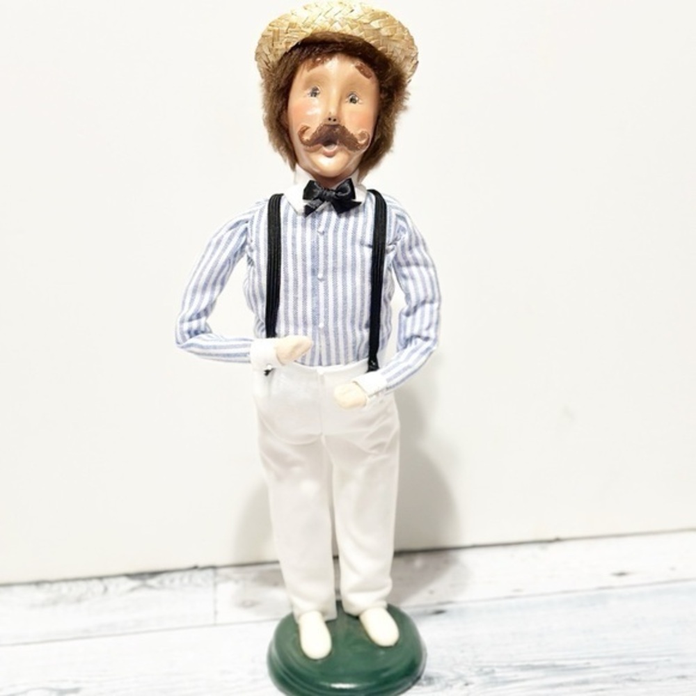 Byers Choice Male Vintage Antique Caroler